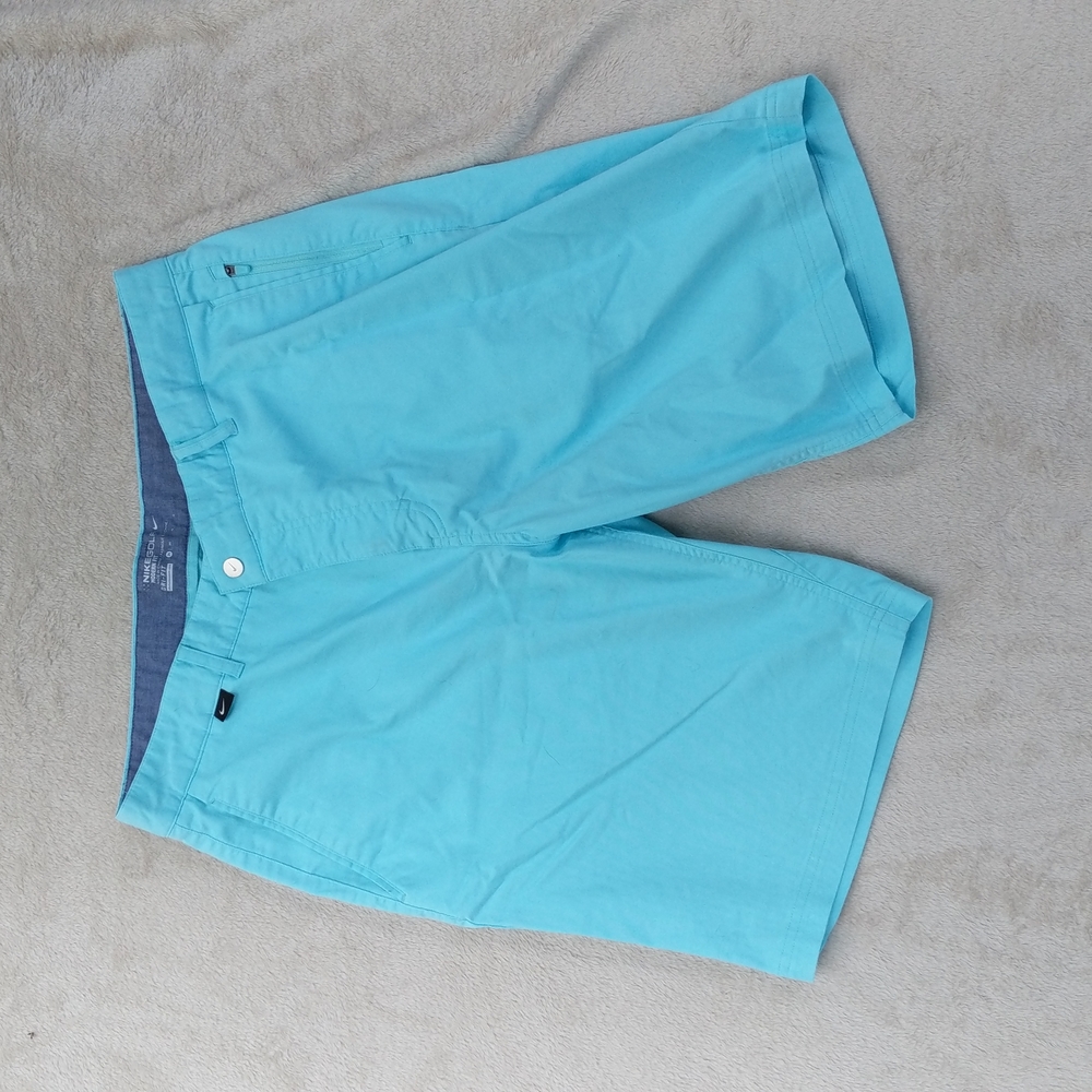 Nike blue golf shorts like new size 35
